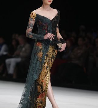 New Fashion Kebaya Modern