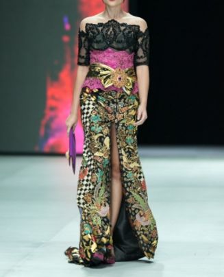New Fashion Kebaya Modern
