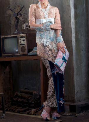 New Fashion Kebaya Modern