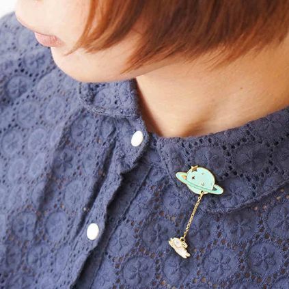 New Fashion Brooches