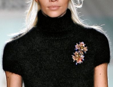 New Fashion Brooches
