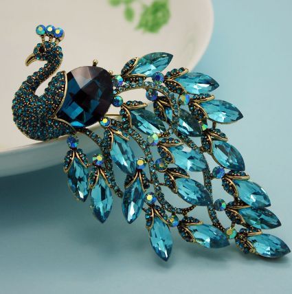 New Fashion Brooches
