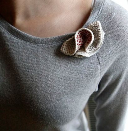 New Fashion Brooches