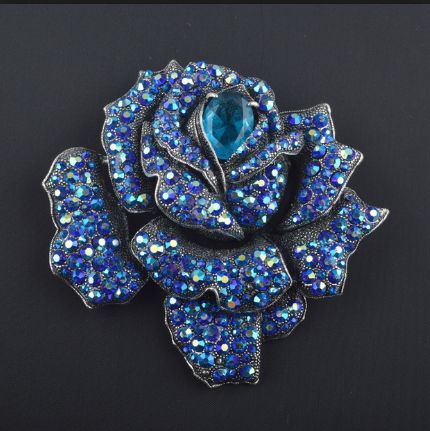 New Fashion Brooches