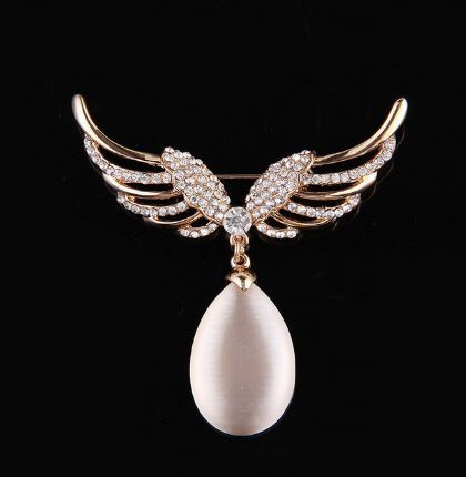 New Fashion Brooches