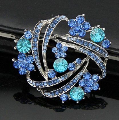 New Fashion Brooches