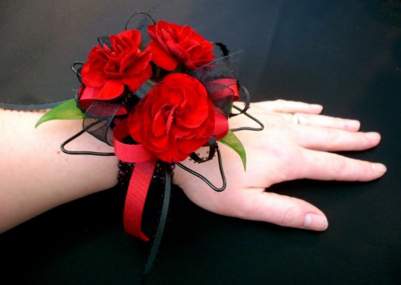 Hand Corsage Ideas