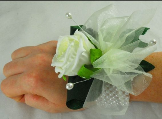 Hand Corsage Ideas