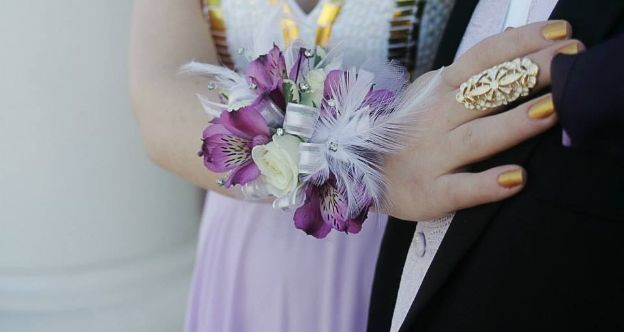 Hand Corsage Ideas