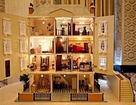Rumah Boneka Impian